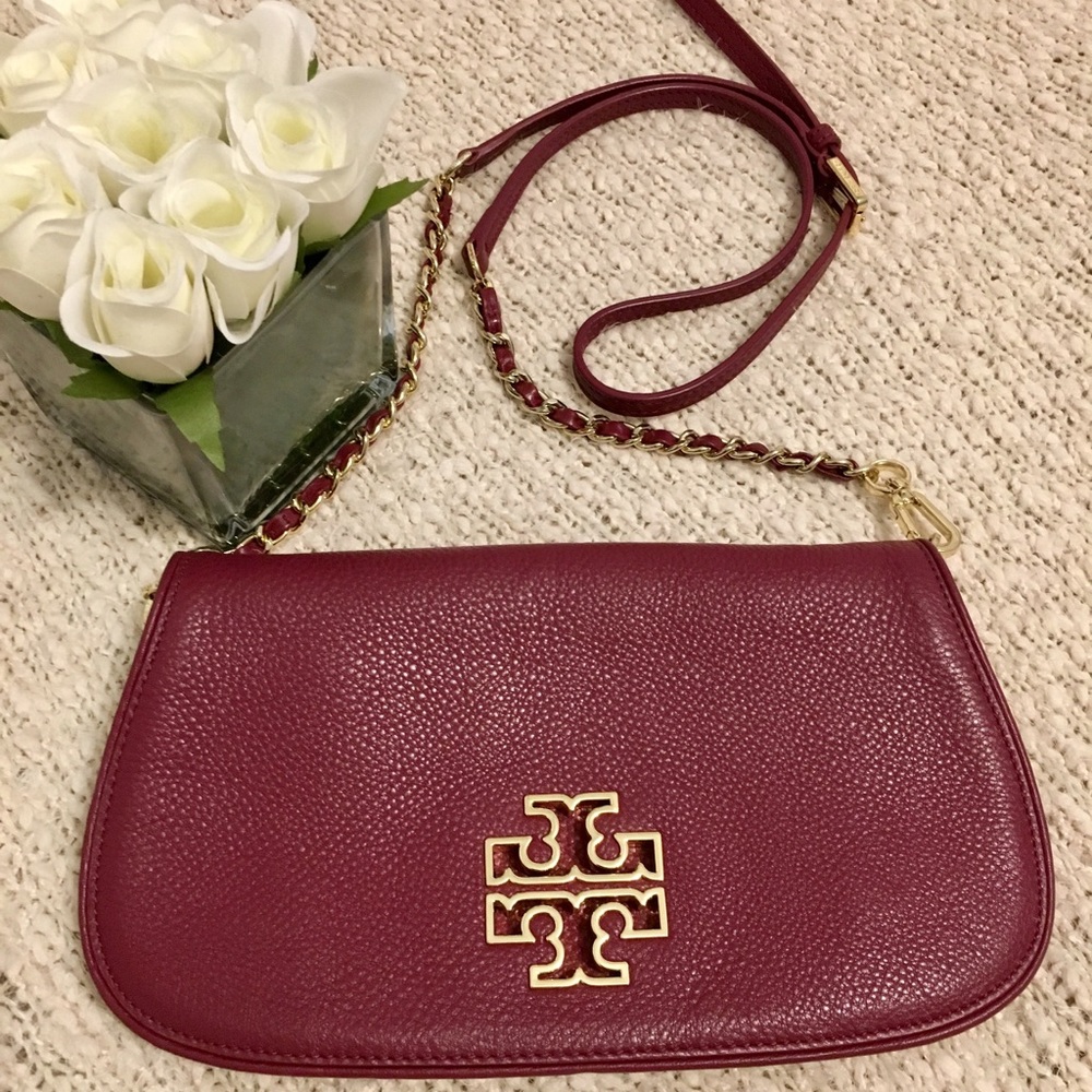 Auth. Tory Burch Britten Convertible Crossbody💄